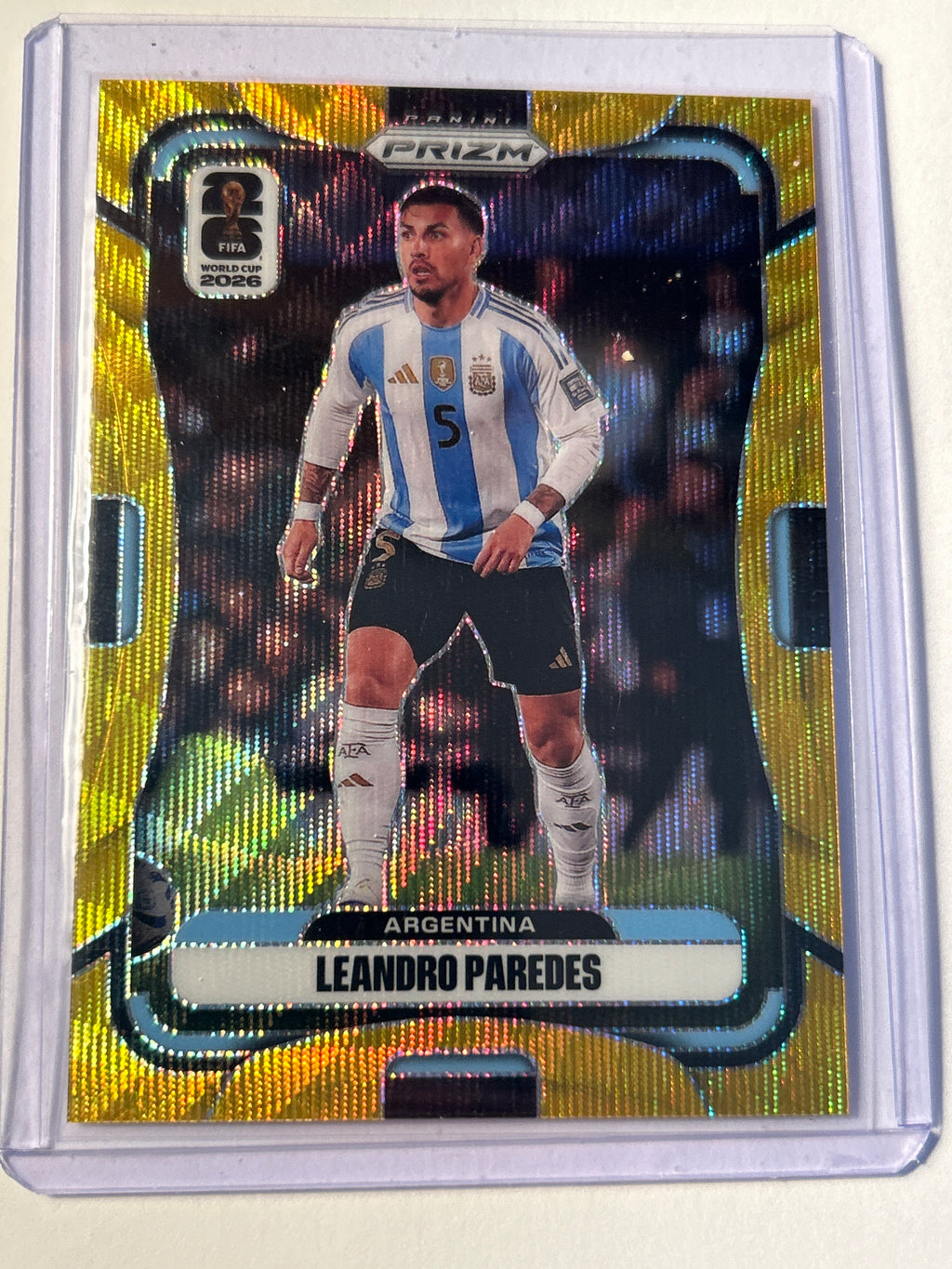 2026 Panini Prizm FIFA World Cup: Leandro Paredes #7 Gold Wave Prizm 06/10