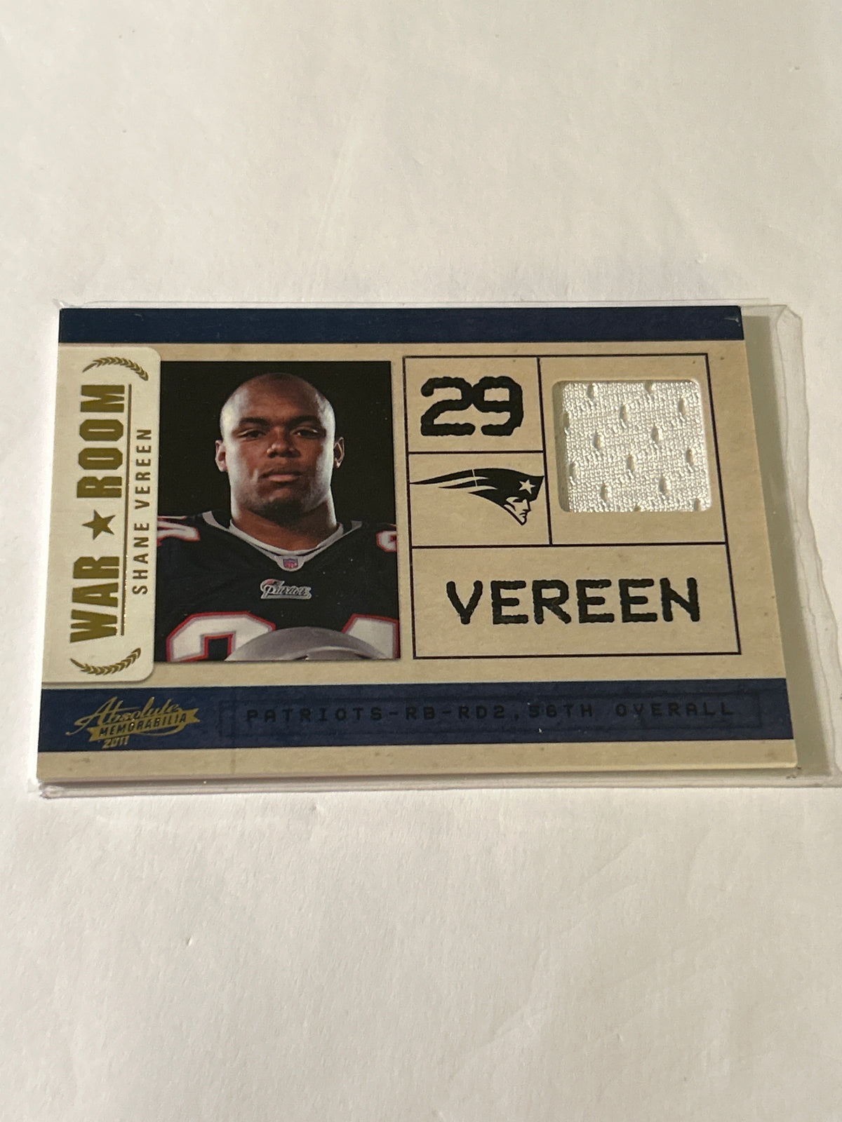 2011 Panini Absolute Memorabilia - War Room Shane Vereen #30 Materials (MEM) (RC)