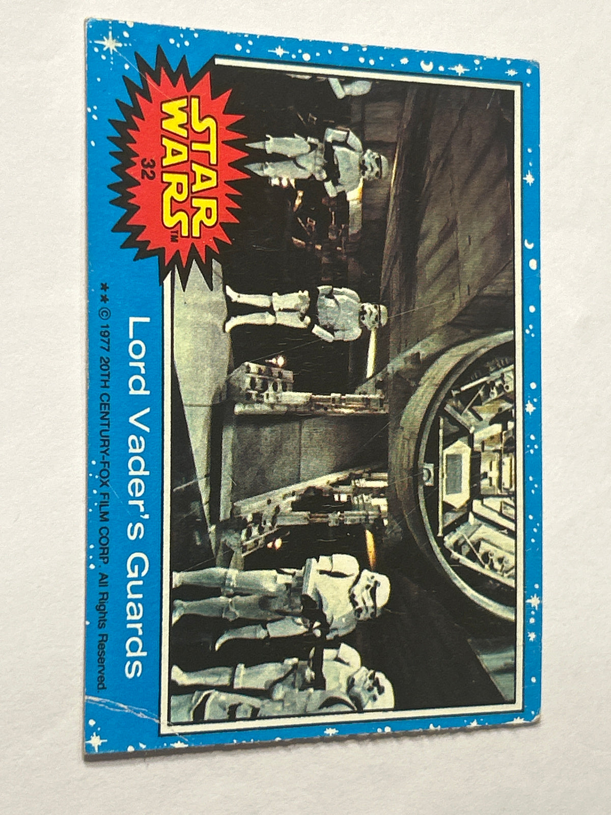 1977 Topps Star Wars Series 1 Blue #32 Lord Vader's Guards (Story Summary Back)
