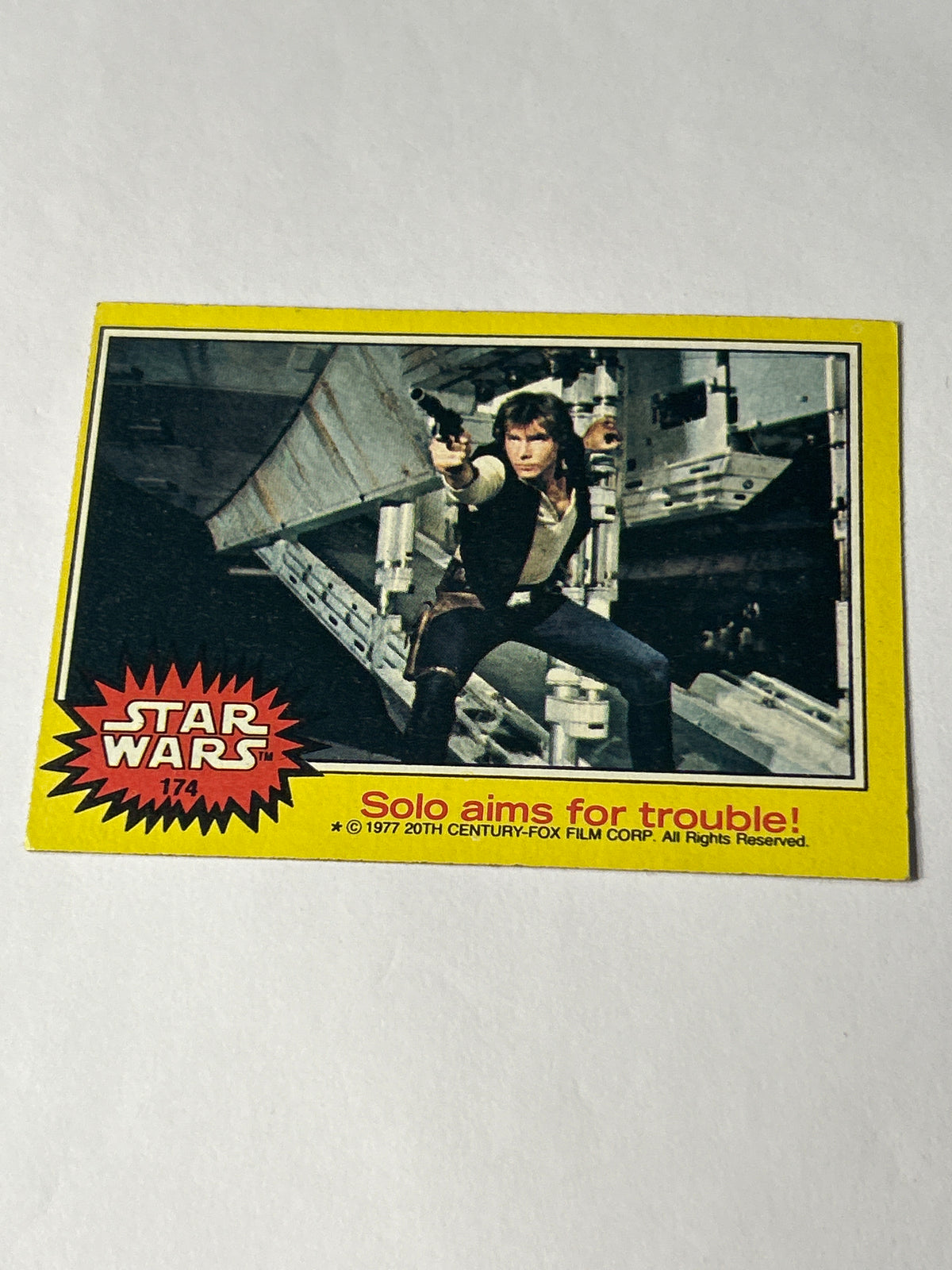 1977 Topps Star Wars #174 Solo Aims for Trouble!, Yellow Series 3, EX