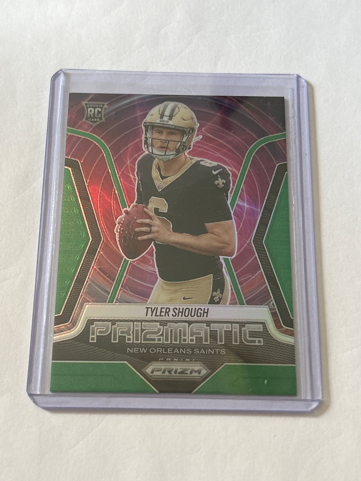 2025 Panini Prizm - Prizmatic Tyler Shough #16 Green Prizm (RC)