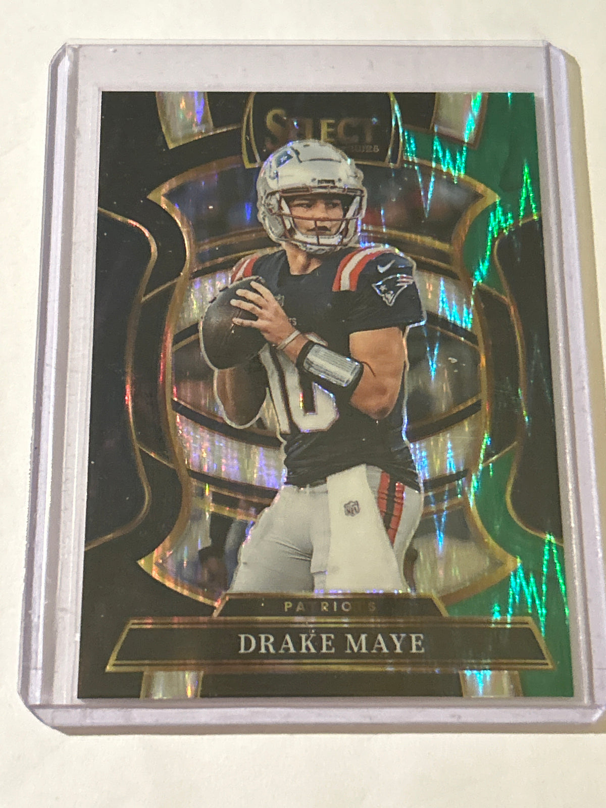 2025 Panini Select - Black and Green Prizm Concourse Drake Maye #80