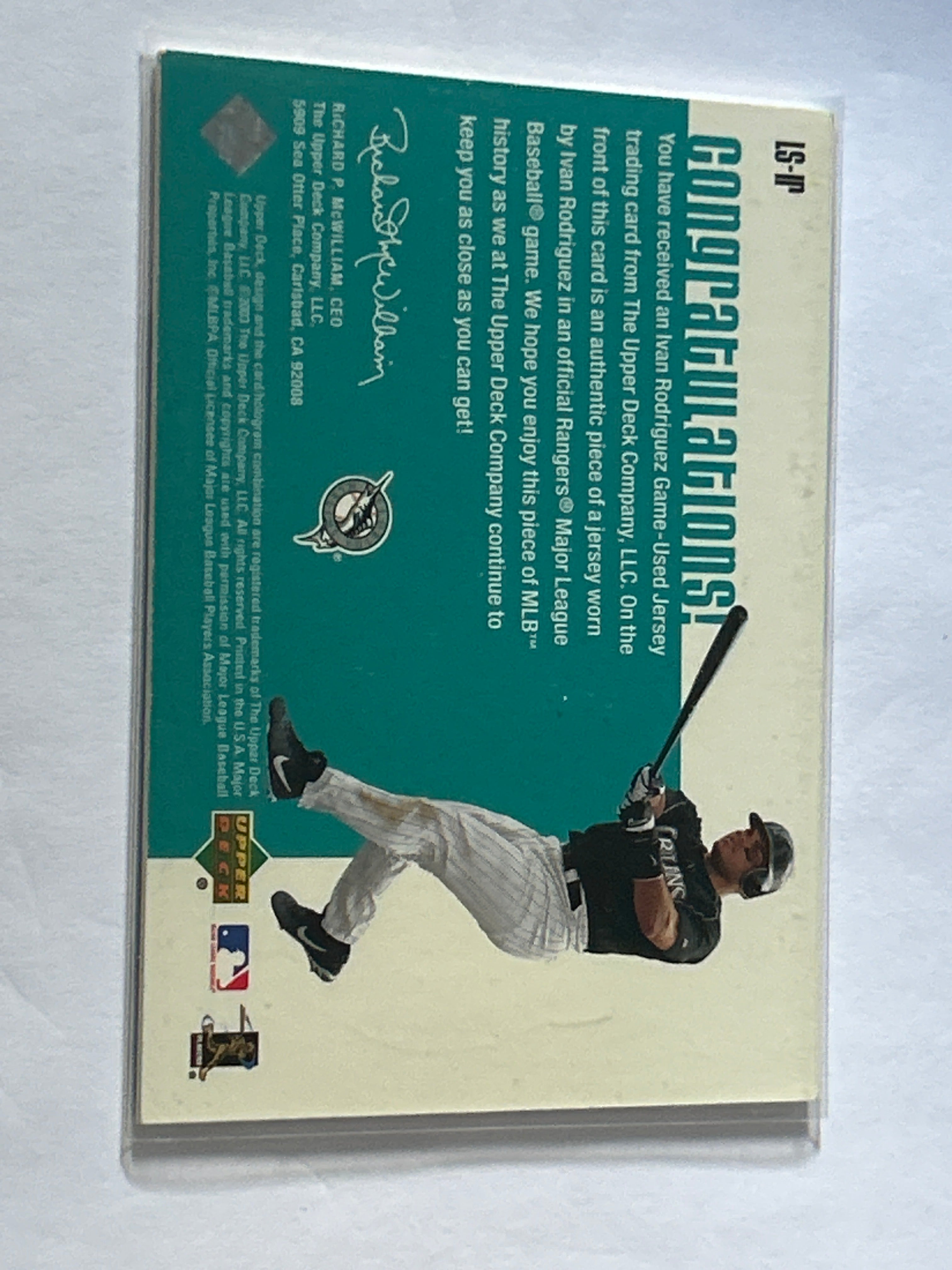 2003 Upper Deck - Leading Swatches Ivan Rodriguez #LS-IR (MEM)