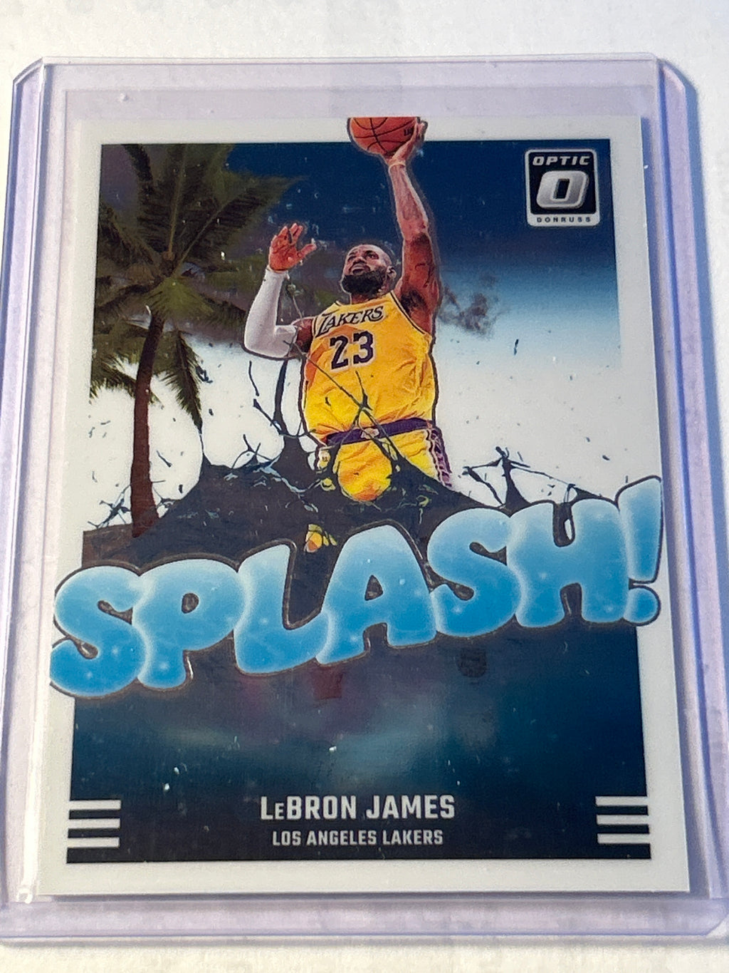 Donruss Optic Splash! LeBron James Lakers Insert