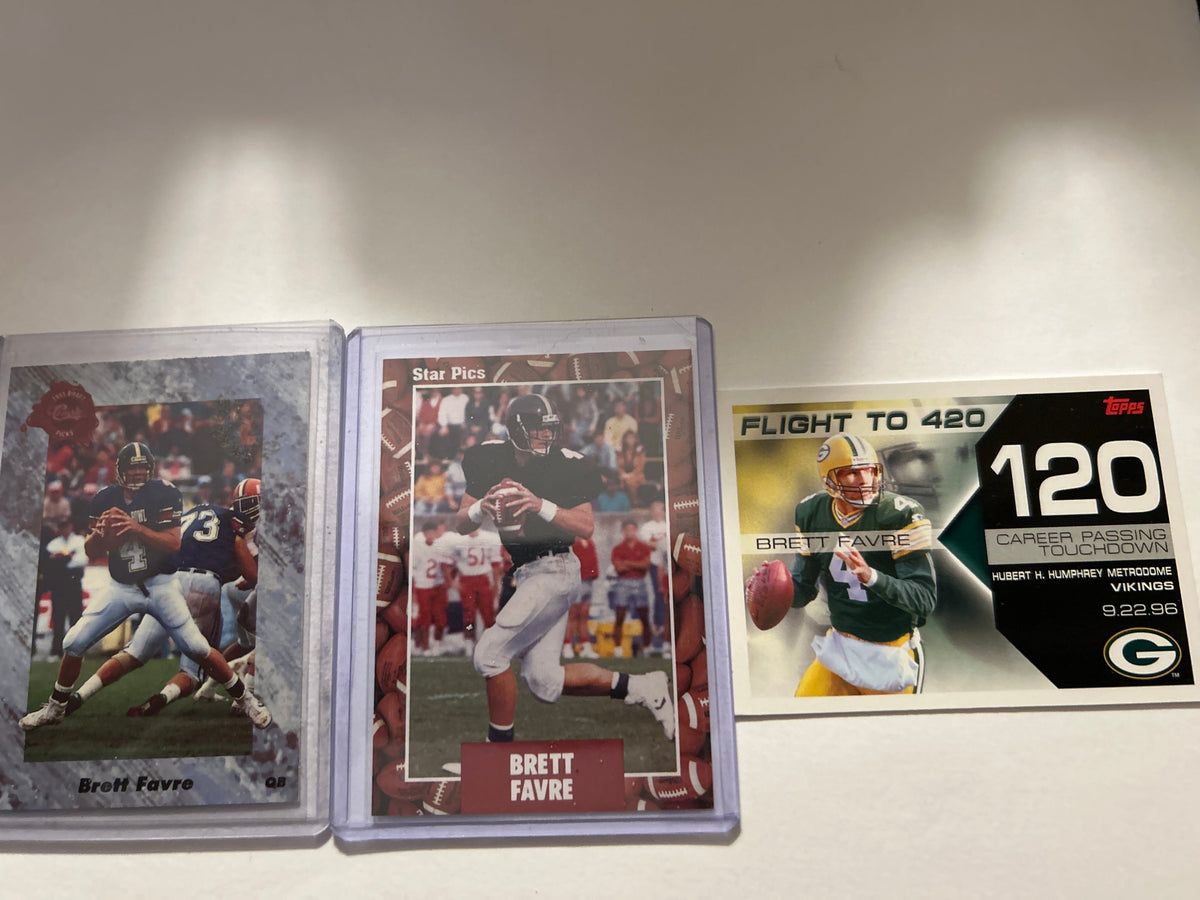 Brett Favre 3 Card Lot 1991 Star Pics (RC) 1991 Classic Draft Picks (RC) Topps Flight to 420 Packers