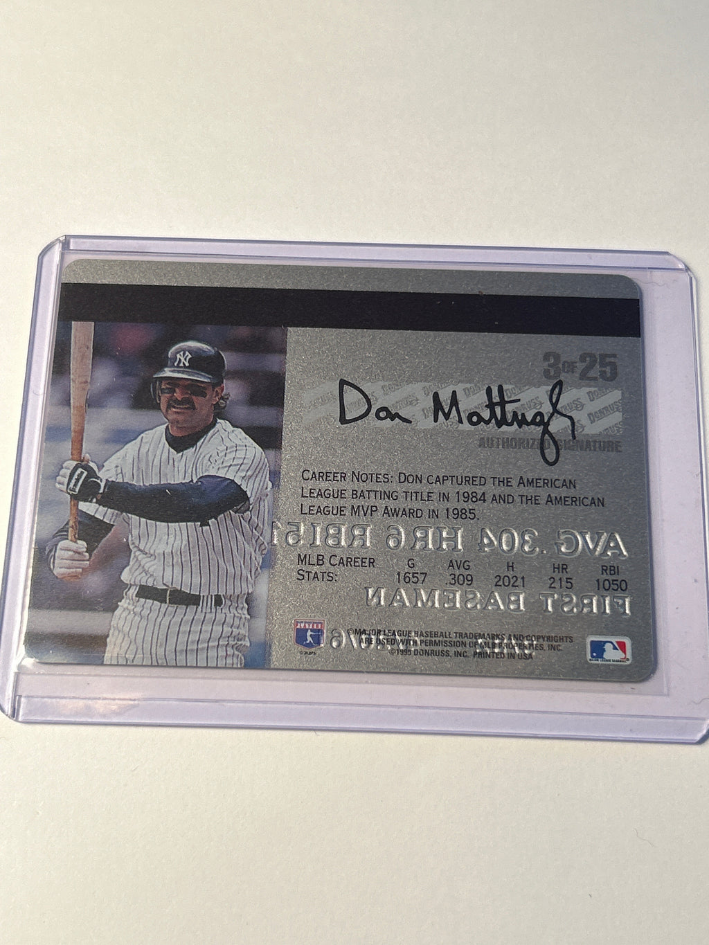 1995 Studio Platinum Don Mattingly New York Yankees Credit Card Design Insert