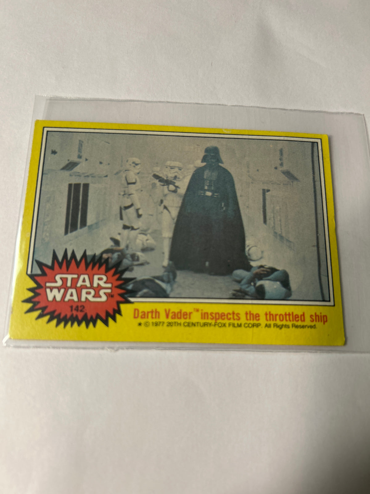 1977 Topps Star Wars #142 Darth Vader Inspects the Throttled Ship, Yellow Series 3, EX