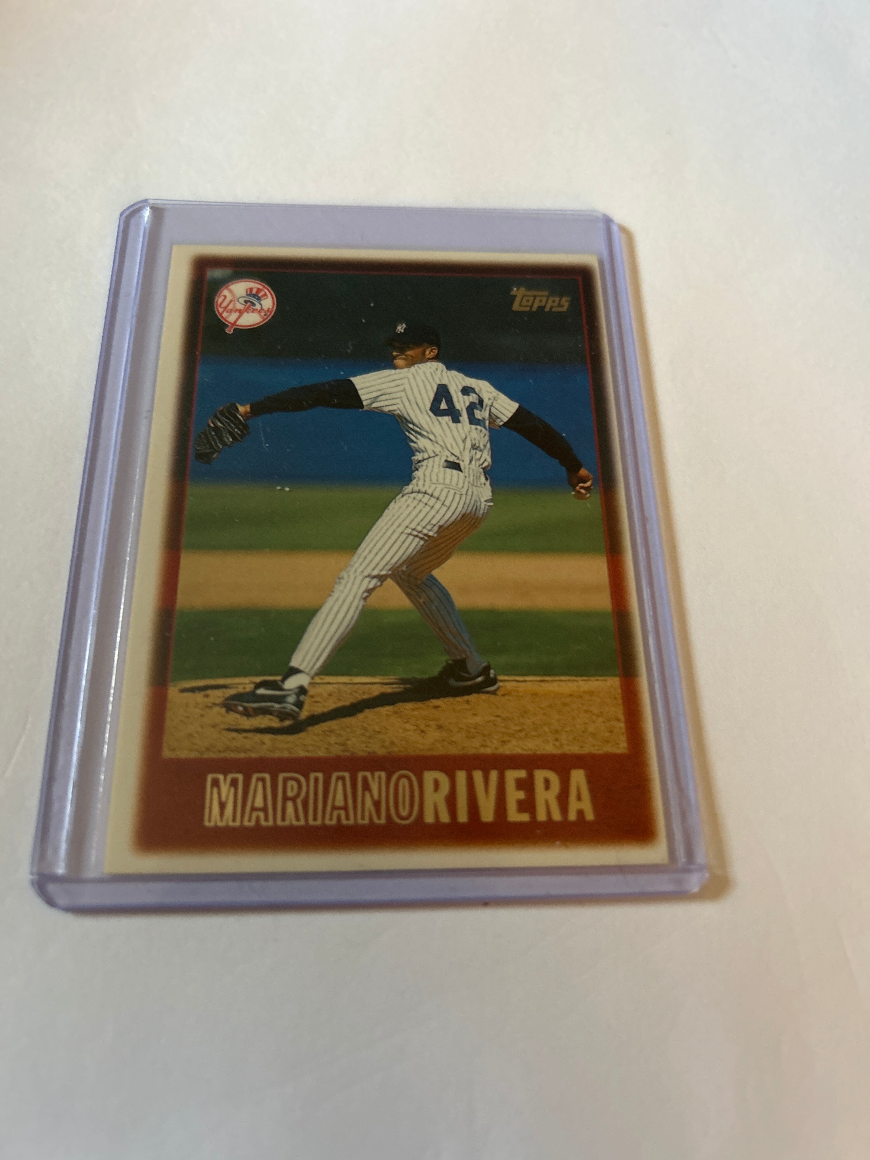 Topps 1997 Mariano Rivera #256 New York Yankees Base Set Baseball Card