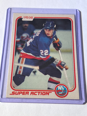 O-Pee-Chee Mike Bossy Super Action #208 New York Islanders NHL Hockey Card