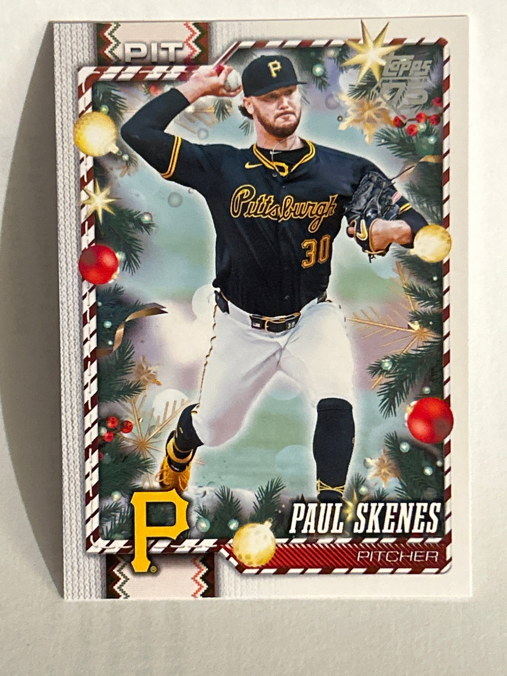 2026 Topps Holiday Paul Skenes #H7 Holiday Variation Back SP Pittsburgh Pirates